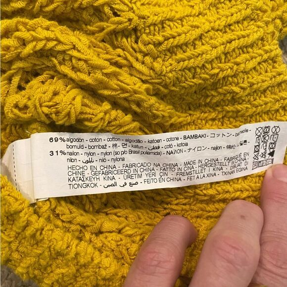 Zara Kids Yellow Crewneck Sweater with Cable Knit Size 11/12 - Picture 5 of 8
